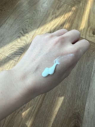 렉스리 데일리 톤업 크림 Rexri Daily Tone Up Cream — 5점을 준 리뷰어가 2022년 10월 올린 사용 사진