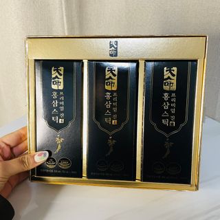 헬스업_천명진프리미엄홍삼스틱_10ml x 30포 — 5점을 준 리뷰어가 2021년 2월 올린 사용 사진