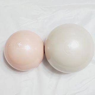 트라택 쿠셔닝 웨이트볼 0.5kg + 1kg SET — 5점을 준 리뷰어가 2022년 4월 올린 사용 사진