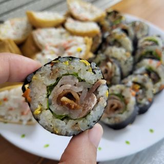 해풀잎 누구나 김밥*1ea [(혼합야채 35g *1ea,  김밥김 (5g, 5ea),  양념간장 (6g, 5ea), 참기름(5g, 2ea)] — 5점을 준 리뷰어가 2022년 10월 올린 사용 사진