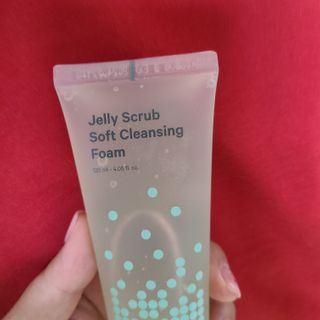 닥터에프파이브 젤리스크럽 소프트 클렌징폼 120ml — 4점을 준 리뷰어가 2022년 5월 올린 사용 사진