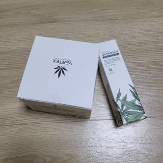 버텍스넘버원 버텍스 넘버원 햄프씨드오일 핸드밤, 바디크림 — 5점을 준 리뷰어가 2022년 3월 올린 사용 사진