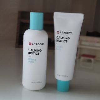 리더스코스메틱 리더스 카밍 바이오틱스 #1등 진정 기획세트 [에센스 워터150ml + 크림 마스크80ml] — 5점을 준 리뷰어가 2022년 8월 올린 사용 사진