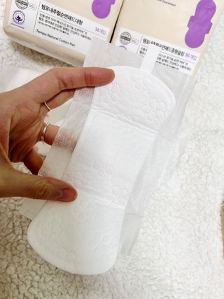 N[템포] 템포 패드 내추럴 순면 생리대 SET(중형 슬림 + 대형 + 라이너) — 5점을 준 리뷰어가 2024년 2월 올린 사용 사진