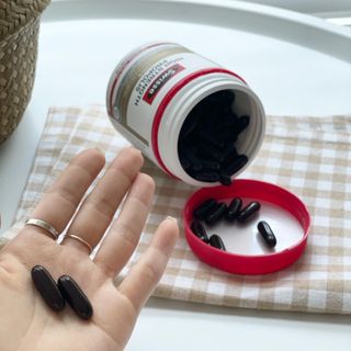 Swisse 스위스 고함량 프로폴리스 2,000mg 210정 — 5점을 준 리뷰어가 2021년 5월 올린 사용 사진