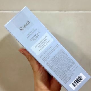 헤어플러스 콴디 아침세안제 폼클렌징 퓨어 어니스티 모닝클렌저 — 5점을 준 리뷰어가 2021년 4월 올린 사용 사진