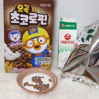 씨알푸드 뽀로로 시리얼 3종 — 5점을 준 리뷰어가 2022년 2월 올린 사용 사진