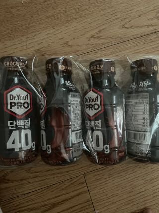 닥터유 프로 단백질 드링크 40g 초코 닥터유 프로 단백질드링크 40g 초코 — 5점을 준 리뷰어가 2024년 8월 올린 사용 사진