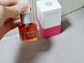 유니베르소 로즈힙 오일 15ml — 5점을 준 리뷰어가 2021년 6월 올린 사용 사진