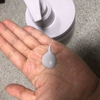 벨먼 내추럴 스파 머드레티놀 바디워시(그린로즈, 미드나잇 피오니) — 5점을 준 리뷰어가 2022년 6월 올린 사용 사진