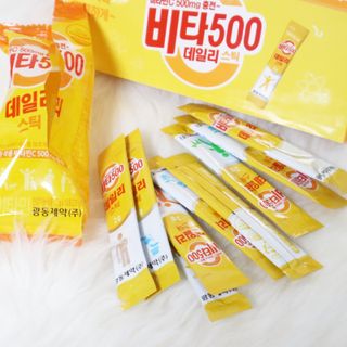 광동생활건강 [광동] 비타500데일리스틱 70포+쇼핑백+구미3개 — 5점을 준 리뷰어가 2022년 1월 올린 사용 사진