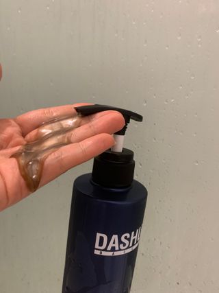 다슈코리아 다슈 데일리 단백질 한방 두피 골드 샴푸 500ml — 5점을 준 리뷰어가 2021년 1월 올린 사용 사진