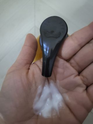 방방곳곳 편림초 마이크로바이옴 샴푸 — 5점을 준 리뷰어가 2022년 3월 올린 사용 사진