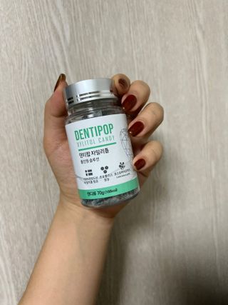 작심연구소 구취제거+충치예방+치아화이트닝 마법의 캔디 덴티팝3종(맛 랜덤 발송) — 5점을 준 리뷰어가 2022년 6월 올린 사용 사진