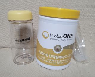 프로티원 단백질쉐이크 곡물맛 2주분 1통+보틀 — 4점을 준 리뷰어가 2021년 3월 올린 사용 사진