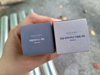마리엔메이 히알루로닉스 세럼 ,나이아신아마이드 모과 세럼, 마린콜라겐 세럼, 청귤 흰목이버섯 추출물 세럼 — 5점을 준 리뷰어가 2021년 10월 올린 사용 사진