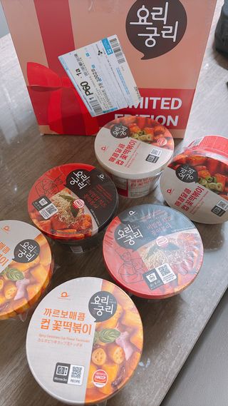 나우  [요리궁리] B타입 ( 매콤, 치즈, 매콤까르보 ) 꽃떡볶이 6개입 세트 — 3점을 준 리뷰어가 2025년 3월 올린 사용 사진