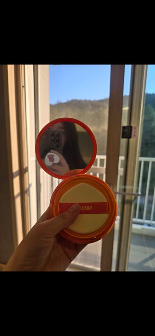 광동생활건강 MF[광동] 비타500✨주름개선·미백·SPF50+🌞퍼펙트쉴드 빅 선쿠션 본품 — 4점을 준 리뷰어가 2024년 5월 올린 사용 사진
