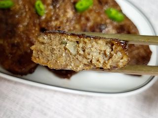 한성기업 명란한 떡갈비 — 4점을 준 리뷰어가 2021년 9월 올린 사용 사진