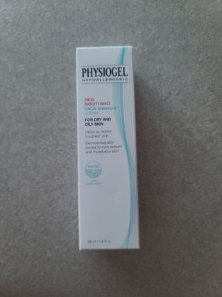 피지오겔 레드수딩 시카밸런스 크림 50ml — 5점을 준 리뷰어가 2022년 4월 올린 사용 사진