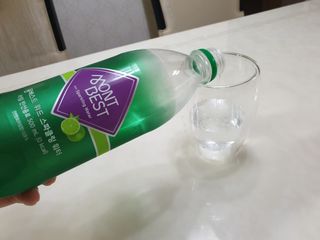 몽베스트 Montbest with Sparkling water Lime20병 — 5점을 준 리뷰어가 2022년 8월 올린 사용 사진