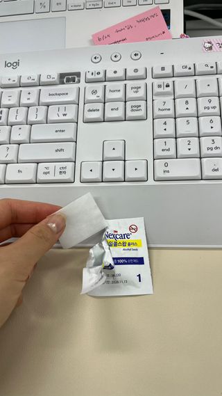 3M 넥스케어 블레미쉬 여드름패치 릴리프 111매(짜기 전 케어) +알코올스왑 증정 — 5점을 준 리뷰어가 2024년 7월 올린 사용 사진