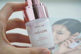 나우 [리브엠] 123억개 엑소좀으로 채운 눈부신 광채, 엑소코어 화이트닝 텐션 앰플 — 5점을 준 리뷰어가 2023년 9월 올린 사용 사진