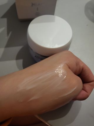 렉스리 크리에이티브 크림  Rexri Creative Cream — 3점을 준 리뷰어가 2022년 7월 올린 사용 사진