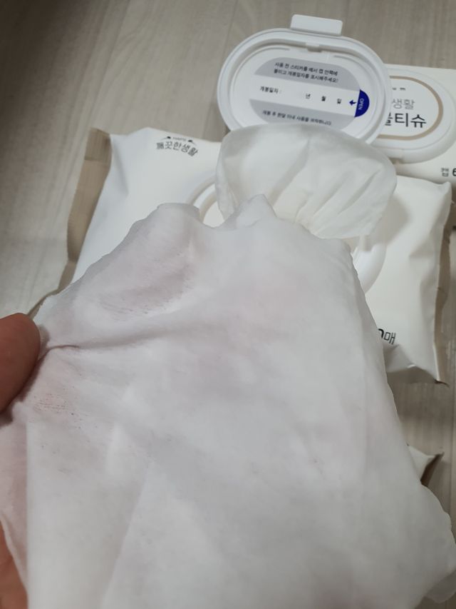 HAPS 친환경 깨끗한생활 비데물티슈 중형 3팩, 휴대용 5팩 리뷰 사진