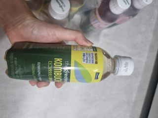 더그레잇티 콤부차 300ml *12개입 (오리지널 6개+베리리치 6개) — 5점을 준 리뷰어가 2022년 7월 올린 사용 사진