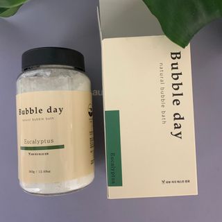 버블데이 아로마/과일 거품 입욕제 — 5점을 준 리뷰어가 2021년 7월 올린 사용 사진