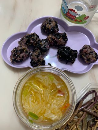 셰프애찬 단호박 백김치 1kg — 4점을 준 리뷰어가 2022년 10월 올린 사용 사진