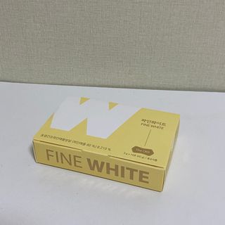 디오르 파인화이트 — 2.5점을 준 리뷰어가 2022년 1월 올린 사용 사진