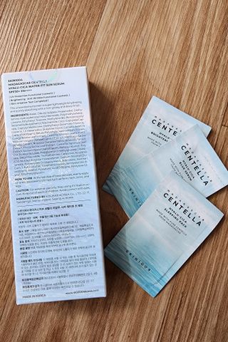 [스킨1004] 마다가스카르 센텔라 히알루-시카 워터핏 선세럼 50ml — 5점을 준 리뷰어가 2024년 5월 올린 사용 사진