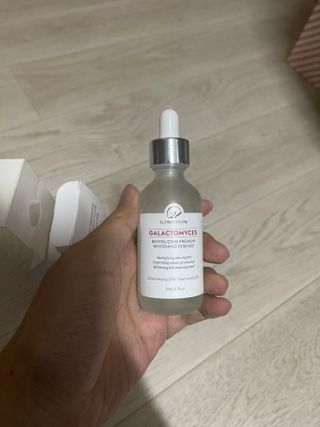 오투에니원 갈락토미세스 리바이탈라이징 프리미엄 화이트닝 에센스 50ml — 5점을 준 리뷰어가 2022년 12월 올린 사용 사진