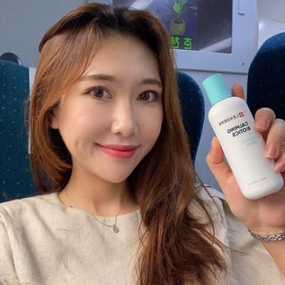리더스코스메틱 리더스 카밍 바이오틱스 에센스 워터 — 5점을 준 리뷰어가 2021년 8월 올린 사용 사진