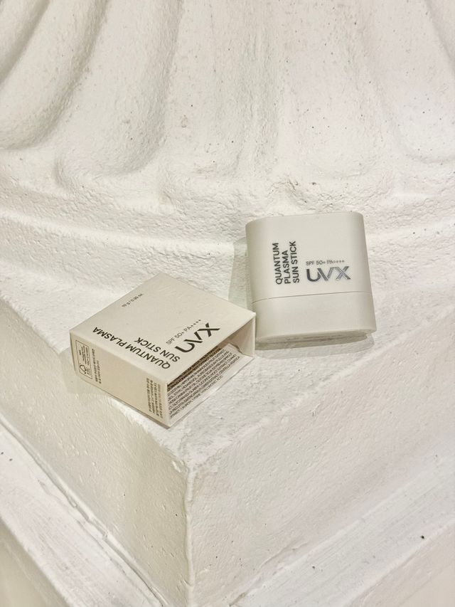 UVX 퀀텀 플라즈마 선스틱 리뷰 사진