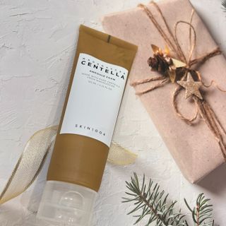 스킨1004 [SKIN1004] 마다가스카르 센텔라 앰플 폼 125ml — 4.5점을 준 리뷰어가 2024년 8월 올린 사용 사진
