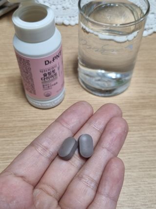 닥터피엔티 [Dr.PNT] 하루 2알로 건강한 다이어트! 한겨울에도 체지방만 쏙~ 슬림핏 다이어트 — 5점을 준 리뷰어가 2022년 6월 올린 사용 사진