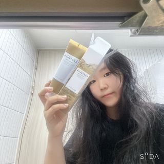 스킨1004 [SKIN1004] 마다가스카르 센텔라 앰플 폼 125ml — 4점을 준 리뷰어가 2024년 8월 올린 사용 사진