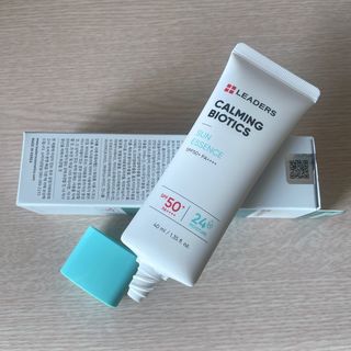 리더스코스메틱 리더스 카밍 바이오틱스 선 에센스 SPF 50+ PA++++ — 2점을 준 리뷰어가 2022년 6월 올린 사용 사진