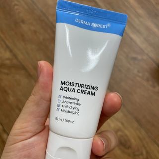 더마포레스트 모이스처라이징 아쿠아크림 / 수분크림 히알루론산 펩타이드 보습 미백 주름개선 — 5점을 준 리뷰어가 2021년 6월 올린 사용 사진