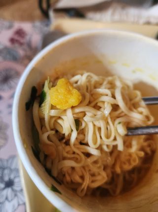 NISSIN 닛신 컵누들  4종 - 씨푸드오리지날, 씨푸드 스파이시, 씨푸드 커리, 씨푸드 XO소스 — 5점을 준 리뷰어가 2023년 1월 올린 사용 사진