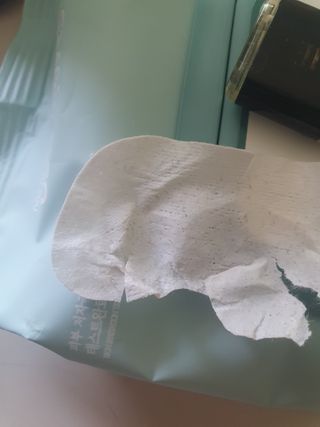 세뚜아(Cettua) 세뚜아 스티키 포어 패치 Cettua Sticky Pore Patch — 5점을 준 리뷰어가 2023년 10월 올린 사용 사진