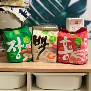 [풀무원] 자연은맛있다 정면, 백면, 홍면  세트 — 5점을 준 리뷰어가 2021년 4월 올린 사용 사진