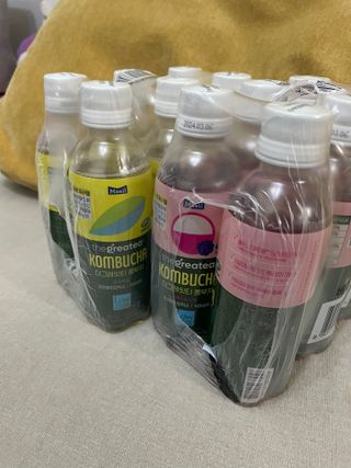 더그레잇티 콤부차 [매일유업] 더그레잇티 44kcal 콤부차 300ml *12개입 (오리지널 6개+베리리치 6개) — 5점을 준 리뷰어가 2023년 7월 올린 사용 사진