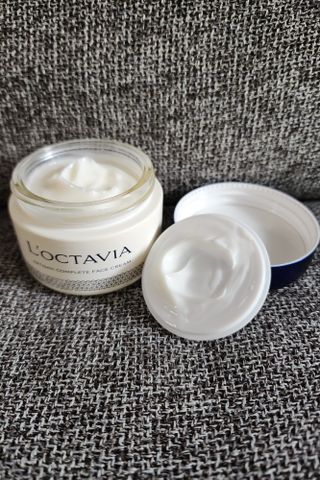 록타비아 Artisan Complete Face Cream — 5점을 준 리뷰어가 2024년 3월 올린 사용 사진