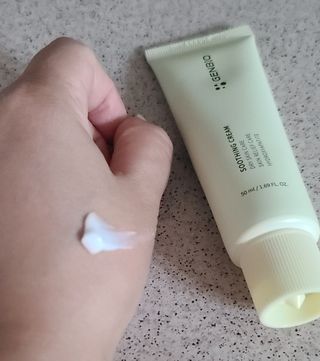 젠바이오 코스메틱스 젠바이오수딩크림]   가려운 피부 & 아토피 원픽 크림 — 5점을 준 리뷰어가 2022년 8월 올린 사용 사진