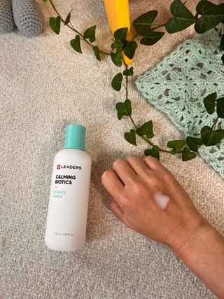 리더스코스메틱 리더스 카밍 바이오틱스 #1등 진정 기획세트 [에센스 워터150ml + 크림 마스크80ml] — 4.5점을 준 리뷰어가 2022년 9월 올린 사용 사진