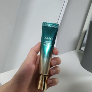 [NEW 탄력유턴 아이크림] AHC 유스 래스팅 리얼 아이크림 포 페이스 — 5점을 준 리뷰어가 2021년 3월 올린 사용 사진